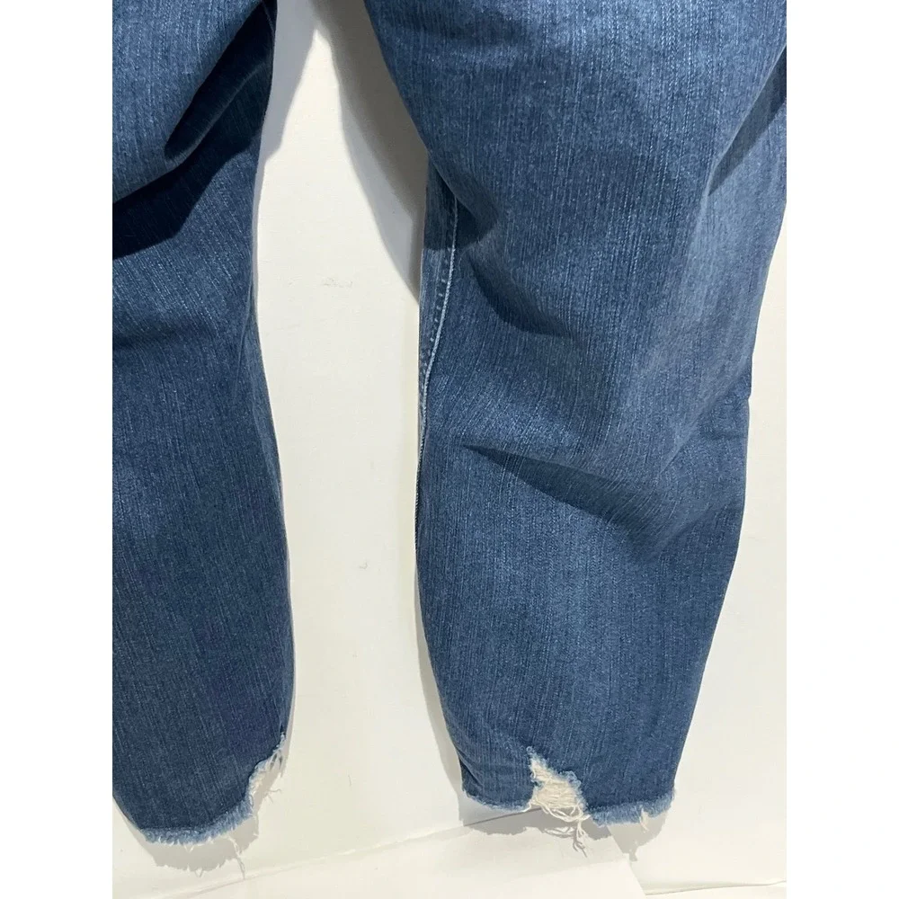 Torrid Bombshell Skinny Jeans 28R Medium Wash Distressed Ripped Raw Hem Blue